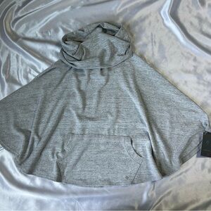 NUX poncho top